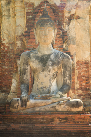 Ancient statue of Buddha in the temple of ayutthayaのeditorial素材
