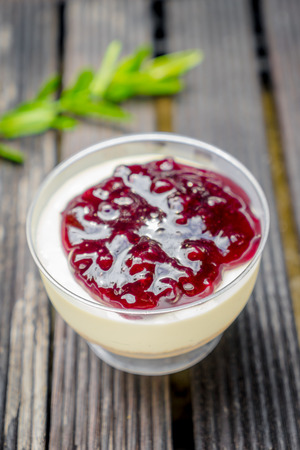 Blueberry cheesecake is delicious in mini cupの写真素材