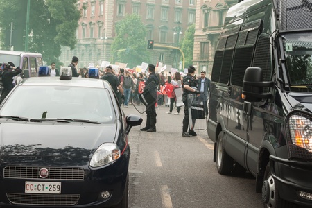 MILAN, ITALY - JUNE 1: Turkish people protest in defence of democracy and against prime minister Erdogan for the violent attacks by riot police at Gezi Park (Istanbul) in Milan JUNE 1, 2013のeditorial素材
