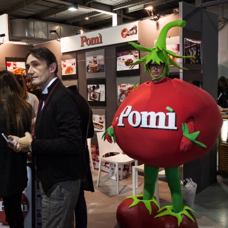 MILAN, ITALY - NOVEMBER 16: Tomato man stands at Golosaria, important event dedicated to culture and tradition of quality food and wine on NOVEMBER 16, 2013 in Milan.のeditorial素材