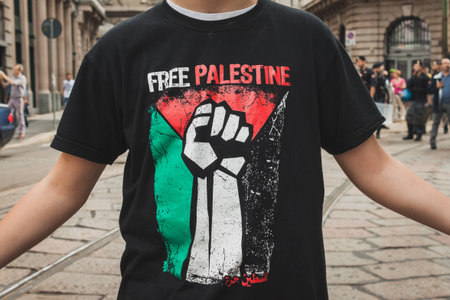 MILAN, ITALY - JULY 26: People march and protest against Gaza strip bombing in solidarity with Palestinians on JULY 26, 2014 in Milan.のeditorial素材