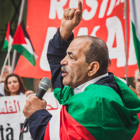 MILAN, ITALY - JULY 30: People protest against Gaza strip bombing in solidarity with Palestinians on JULY 30, 2014 in Milan.のeditorial素材