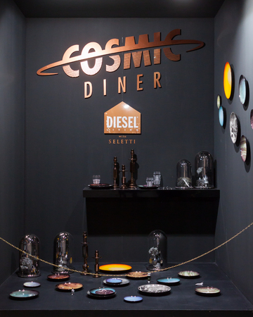 MILAN, ITALY - SEPTEMBER 13: Diesel flatware on display at HOMI, home international show and point of reference for all those in the sector of interior design on SEPTEMBER 13, 2014 in Milan.のeditorial素材