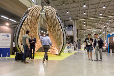 MILAN, ITALY - JUNE 7, 2016: People visit Technology Hub, international event for innovative and futuristic technologies serving business.のeditorial素材