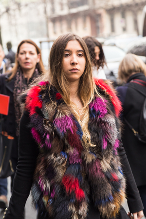 MILAN, ITALY - FEBRUARY 24: Fashionable woman poses outside Etro fashion show during Milan Women's Fashion Week on FEBRUARY 24, 2017 in Milan.のeditorial素材