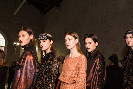 MILAN, ITALY - FEBRUARY 27: Gorgeous models pose in the backstage just before Alberto Zambelli show during Milan Women's Fashion Week on FEBRUARY 27, 2017 in Milan.のeditorial素材