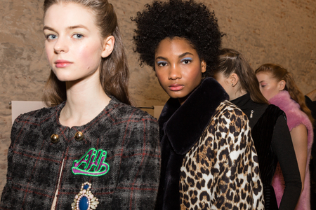 MILAN, ITALY - FEBRUARY 25: Gorgeous models pose in the backstage just before Au Jour le Jour show during Milan Women's Fashion Week on FEBRUARY 25, 2018 in Milan.のeditorial素材