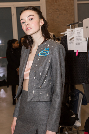 MILAN, ITALY - FEBRUARY 25: Gorgeous model poses in the backstage just before Au Jour le Jour show during Milan Women's Fashion Week on FEBRUARY 25, 2018 in Milan.のeditorial素材