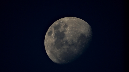Full Moon in Santiago Chileの写真素材