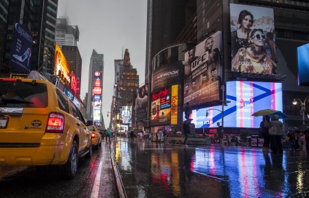 A wet Times Square, New York, NYC, USA のeditorial素材
