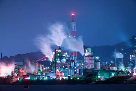 Night view of a beautiful factory in kitakyushu industrial zoneのeditorial素材