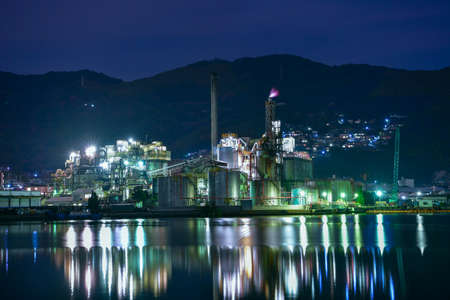 Night view of a beautiful factory in kitakyushu industrial zoneのeditorial素材