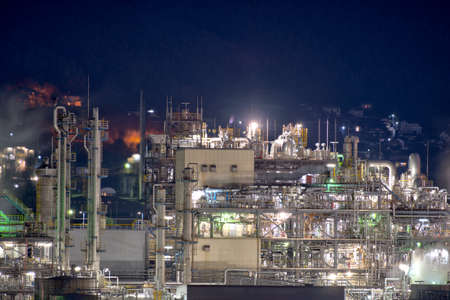 Night view of a beautiful factory in kitakyushu industrial zoneのeditorial素材