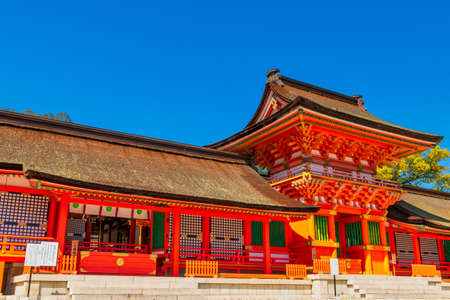 Usa Jingu (Oita Prefecture) in spring with a refreshing blue skyのeditorial素材