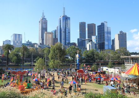 MELBOURNE AUSTRALIA - March 8,2014  People enjoy attractions at Moomba Festival のeditorial素材