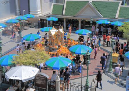 Bangkok Thailand  April 19 2015: Unidentified people pray at Erawan shrine in Siam Bangkok.のeditorial素材