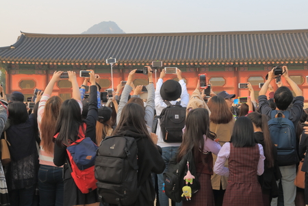 Seoul South Korea  October 19, 2016: Unidentified people take photos of the main actors of KBS TV series Love in the Moonlight at Gyeongbok Palace.のeditorial素材