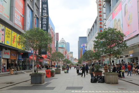 Shanghai China - October 31, 2016: Unidentified people visit in Qipu Lu clothes market.のeditorial素材