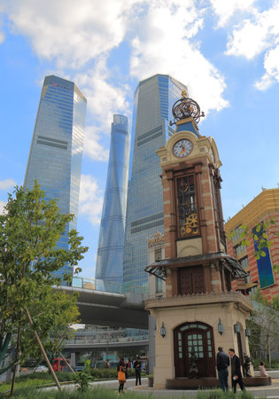 Shanghai China  November 1, 2016: Unidentified people visit Disney clock tower in Pudong.のeditorial素材
