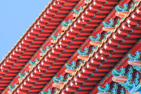 Tainan Taiwan - December 12, 2016: Traditional Chinese temple roof architectureのeditorial素材