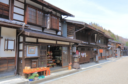 Nagano Japan - April 20, 2017: Naraijyuku historical house street. Naraijyuku is famous for preserved traditional houses and accommodation.のeditorial素材