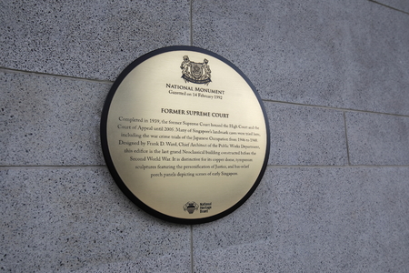 Singapore-November 15, 2018: Historical architecture of Former Supreme court sign in Singapore.のeditorial素材