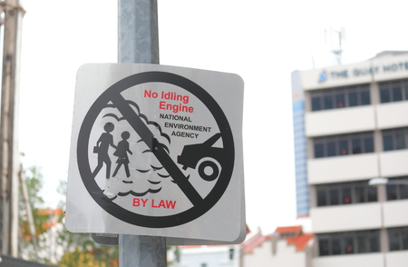 Singapore-November 17, 2018: No idling engine sign in Singaporeのeditorial素材