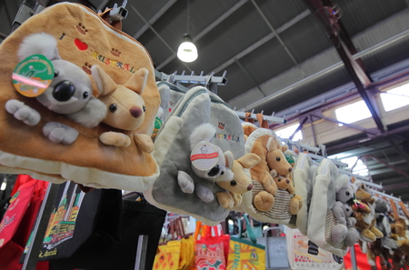 Melbourne Australia - December 1, 2018: Souvenir shop at Queen Victoria market in Melbourne Australiaのeditorial素材