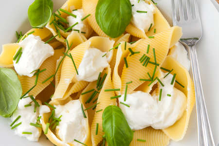 Conchiglioni with ricotta and basilの写真素材