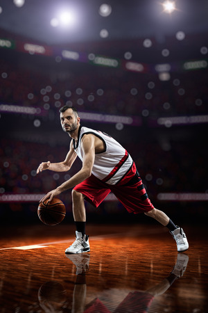Basketball player in actionの写真素材