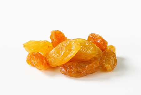 Studio shot of sultana raisinsの写真素材