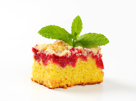 Piece of raspberry crumb cakeの写真素材