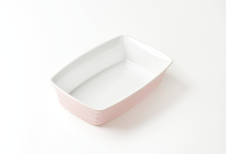 empty bowl on white backgroundの写真素材