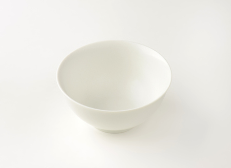empty white bowl on white backgroundの写真素材
