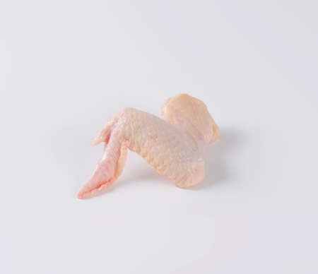 single raw chicken wing, skin-onの写真素材