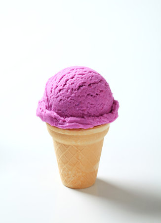 Blueberry ice cream cone - studio shotの写真素材