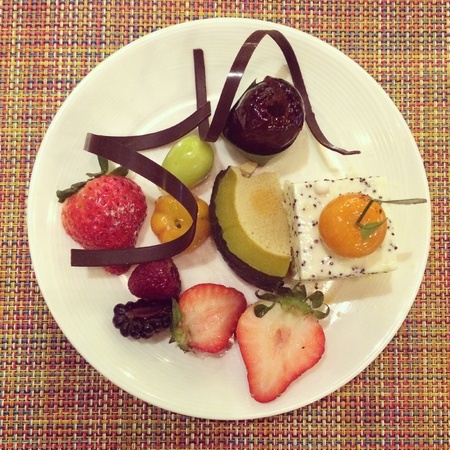 Mixed dessert