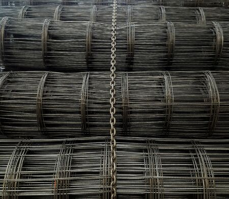 detail wire mesh and chain on truck for backgroundの写真素材