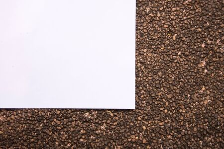 close up of a piece of note paper on grunge backgroundの写真素材