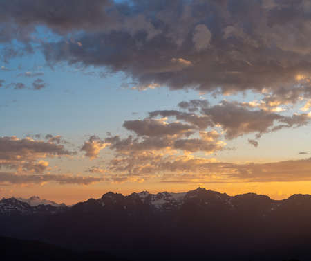 Sunset  Mountains in Washington State.の写真素材