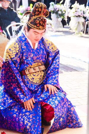 Daegu - January 17   A performance of the Traditional Wedding of Thananya   Park Jin Hyun at Korean Folk Village on January 17, 2010 in Daegu, South Korea のeditorial素材