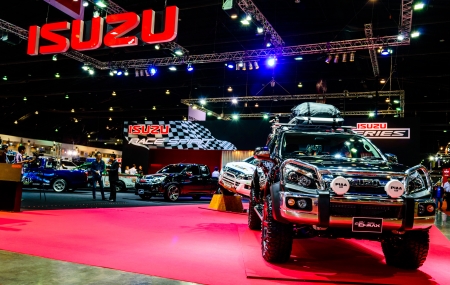 BANGKOK - JUNE 20   ISUZU D-MAX on display at Bangkok International Auto Salon 2013 Exciting Modified Car Show on June 20, 2013 in Bangkok, Thailand のeditorial素材