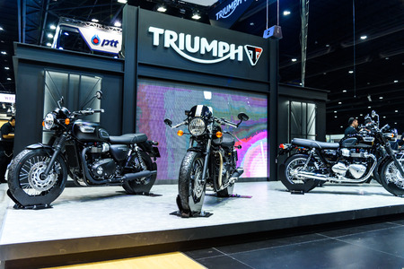 NONTHABURI - NOVEMBER 30 : Triumph Motorcycle on display at Thailand International Motor Expo 2016 on December 8, 2016 in Nonthaburi, Thailand.のeditorial素材