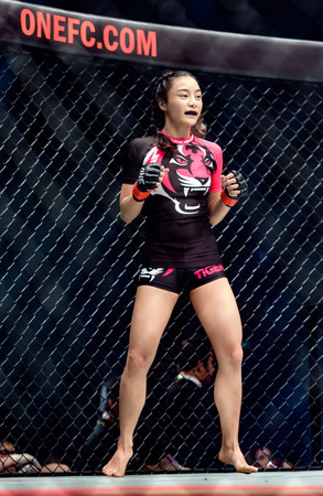 BANGKOK - MARCH 11 : Rika Ishige Tiny Doll" of Thailand in One Championship "One : Warrior Kingdom" on March 11, 2017 at Impact Arena, Muang Thong Thani, Bangkok, Thailandのeditorial素材