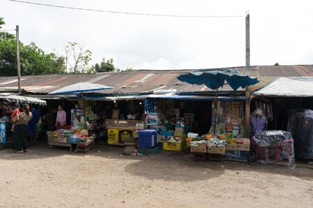 Phayathonzu,Myanmar - January 12,2017 : Fresh market in Phayathonzu, lots of food, raw food, vegetable, meat, fruit in Phayathonzu, Myanmarのeditorial素材
