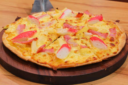Hot fresh italian pizza in restaurantの写真素材