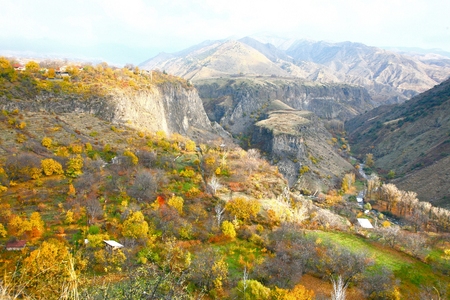 The autumn season in Yerevan city ,Armenia
の写真素材