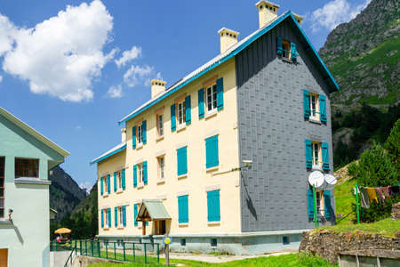 refuge of the Soula, gorges of Clarabide, mountain range of the Pyrenees, Franceのeditorial素材