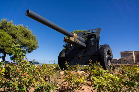 105/30 Vickers field howitzer, Castle of San Carlos, seventeenth century, Palma, Mallorca, Spain