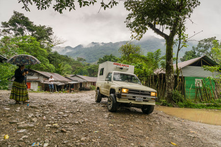 ambulance, La TaÃ±a, Reina area, UspantÃ¡n, Quiche, Guatemala, Central Americaのeditorial素材